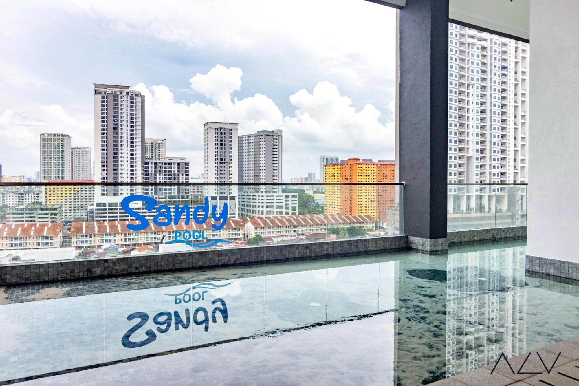 Urban Suites, Signature Collection By Stellar Alv Jelutong